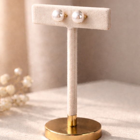 Earring - Picture 3 of 4